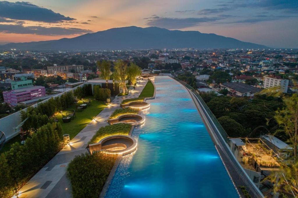 The Astra Sky River Chiangmai_Sky Pool_Old City Apartment Chiang Mai Exterior photo